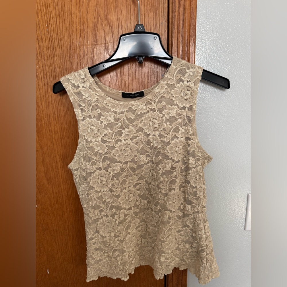Jonden size LG tan lace sleeveless tank blouse